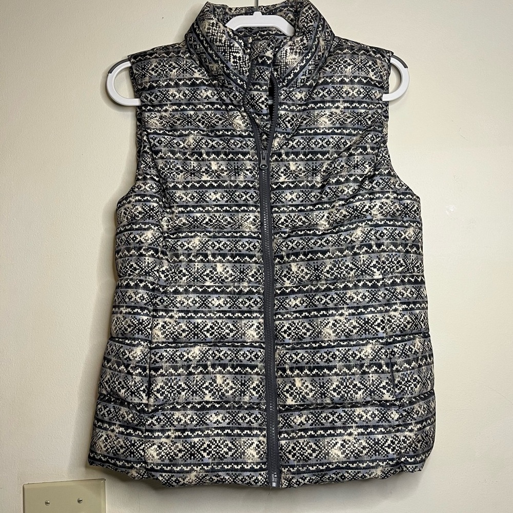 Ruff Hewn puffer vest gray & cream Nordic Pattern mock neck women's Medium
